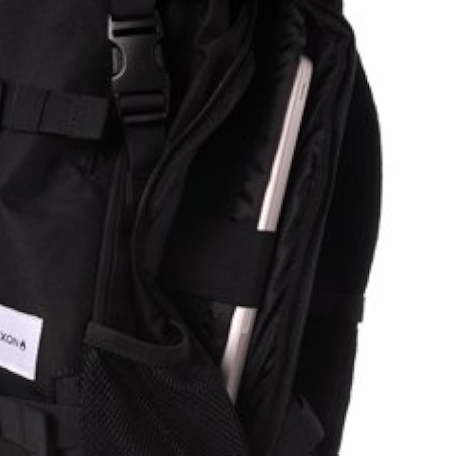ネイビー　新品　日本限定　タグ付き　ニクソン　スモールランドロック　リュック ネイビー 新品 日本限定 タグ付き ニクソン スモールランド